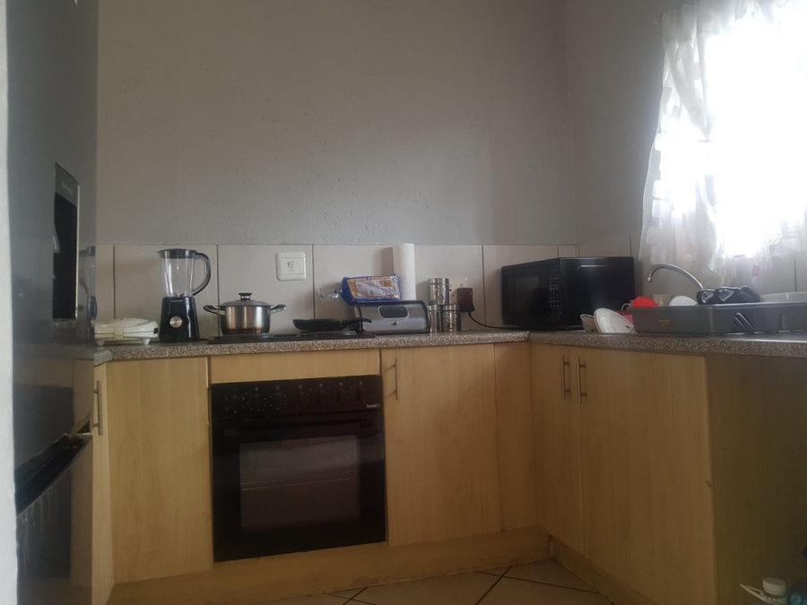 2 Bedroom Property for Sale in Waterval East North West